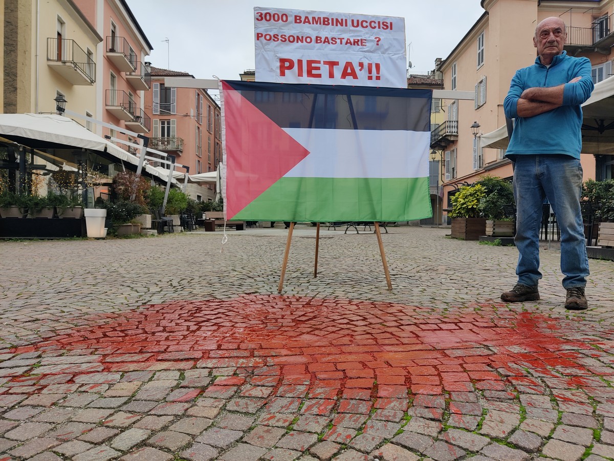 Il Sangue Dei Bambini Palestinesi Macchia Simbolicamente Le Pietre Di