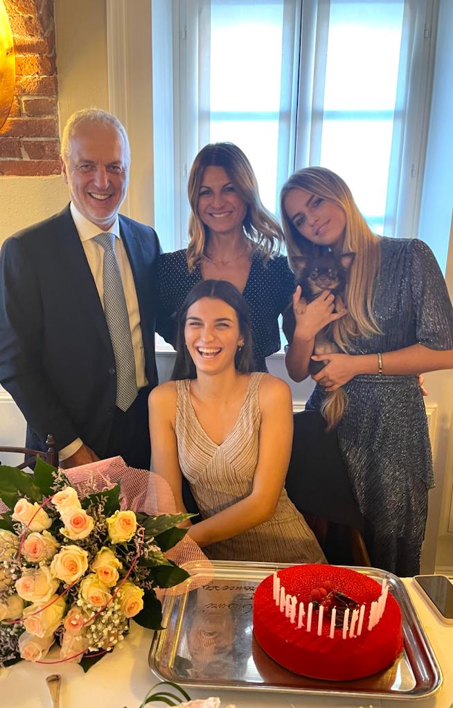 La 19enne di Cervere Francesca Bergesio è la nuova Miss Italia. Vorrei  portare in alto il nome delle donne [FOTO E VIDEO] 