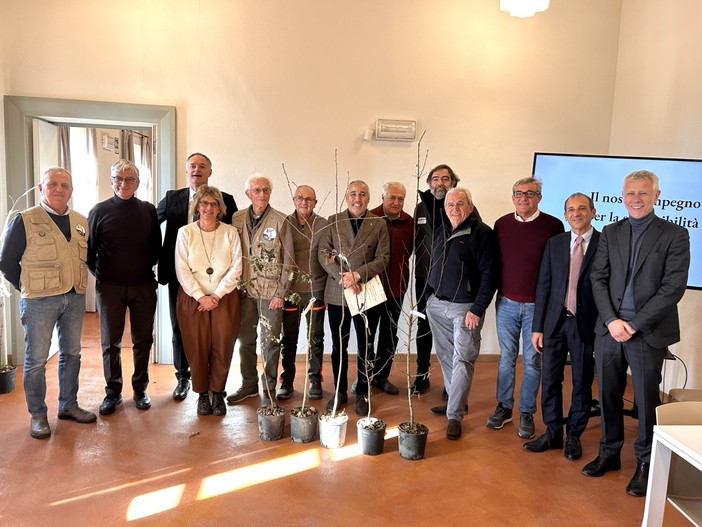 Alcuni momenti dell'incontro tenuto ieri a Roddi per iniziativa dell'Atl Langhe Monferrato Roero