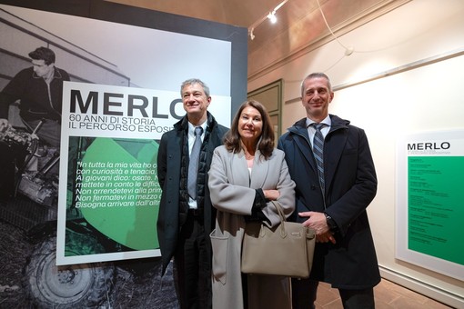 Ieri l'apertura dalla mostra. Da sinistra Paolo, Silvia e Andrea Merlo