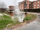 Alba, si rompe tubazione dell'acqua in via Delpiano