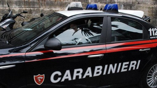 Bullismo a scuola finisce in rissa tra i genitori dei minori coinvolti: è successo durante la Fiera del Porro di Cervere