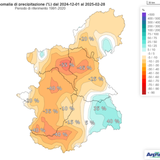 Nella mappa anomalia di precipitazione cumulata tra il 1° dicembre 2024 e il 28 febbraio 2025 rispetto alla norma del medesimo periodo nel trentennio 1991-2020