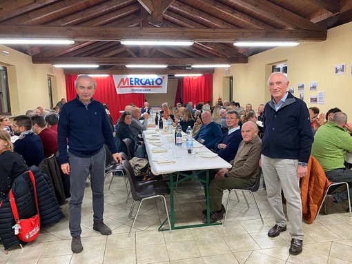 Il sindaco Gianni Fogliato con il dottor Nino Dutto alla cena di Sos Bra chiama Bra