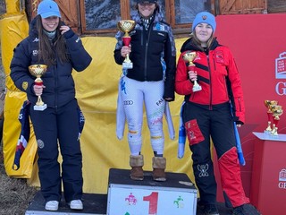 Nelle foto le premiazioni del primo Slalom FIS-NJR di Limone