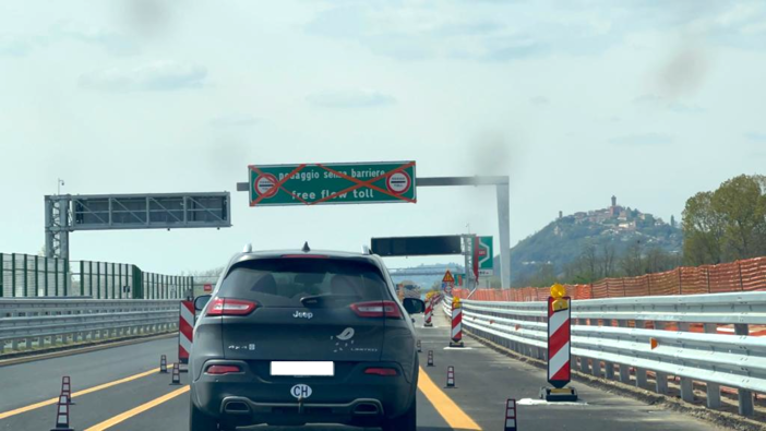 Autostrada: su gratuità della tangenziale e sistema &quot;free flow&quot; i dubbi di Uniti per Alba