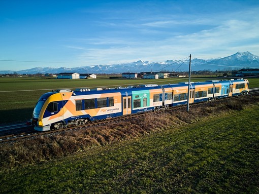 Da Arenaways primi bilanci sul ritorno del treno sulla Cuneo-Saluzzo-Savigliano: &quot;In dieci giorni di servizio 2.200 passeggeri. Puntualità al 99% nell'ultima settimana&quot;