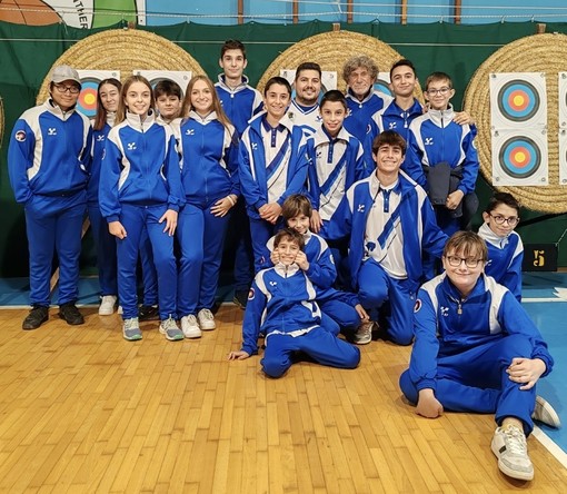 Tiro con l'arco: ricco bottino di podi per l'Arclub Fossano a Volpiano