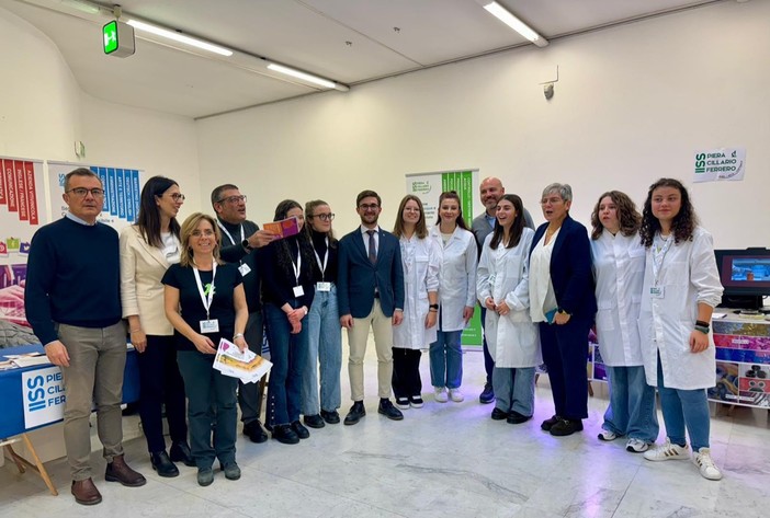 AlbaOrienta 2024: allievi e famiglie in visita al 13° salone dell'orientamento