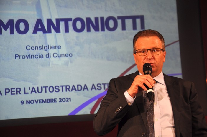 Il consigliere provinciale delegato alla viabilità Massimo Antoniotti