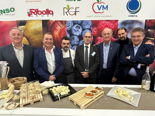 Alberghiero Giolitti-Bellisario-Paire di Barge protagonista a Fruit Logistica, l'elogio dell'assessore Bongioanni: &quot;Splendido biglietto da visita per il Piemonte&quot;