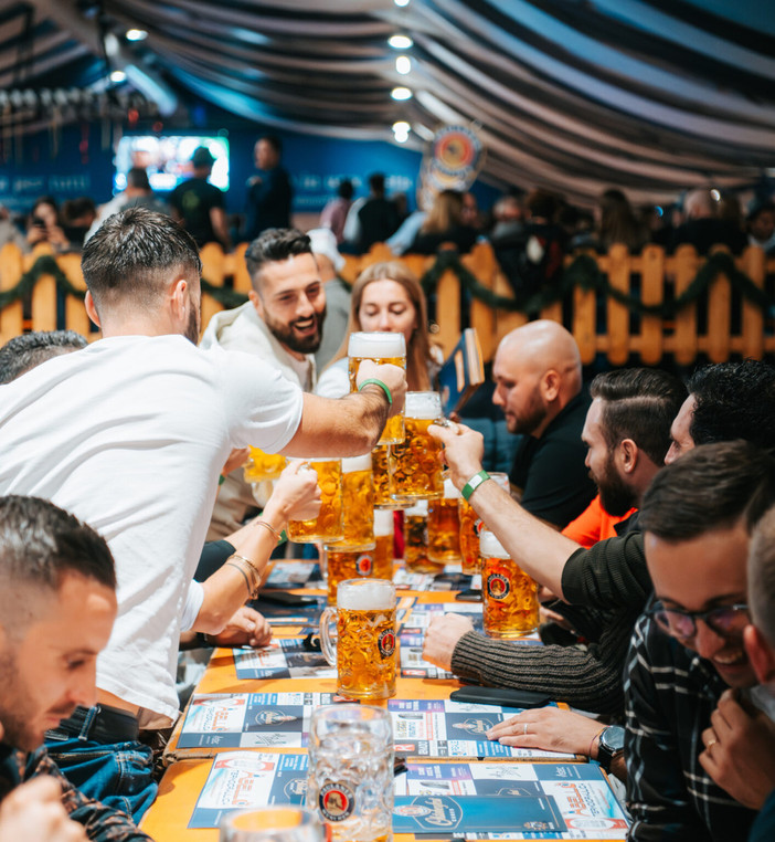 Tanta musica di qualità, motoraduno Harley Davidson e Family Day per la seconda settimana del “Paulaner Oktoberfest Cuneo”