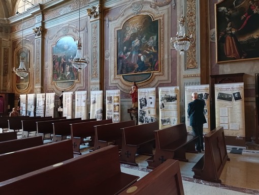 I pannelli della mostra sull'eccidio di Boves