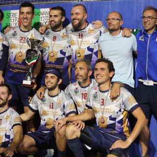 La squadra della BCC Pianfei Pro Paschese vincitrice della Coppa Italia di serie B