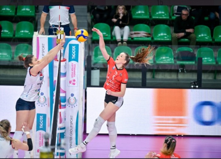 Tessa Polder, premiata MVP del match, in azione contro Bergamo