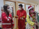 La Befana della Croce Rossa atterra con un sacco pieno di doni all’Ospedale di Verduno