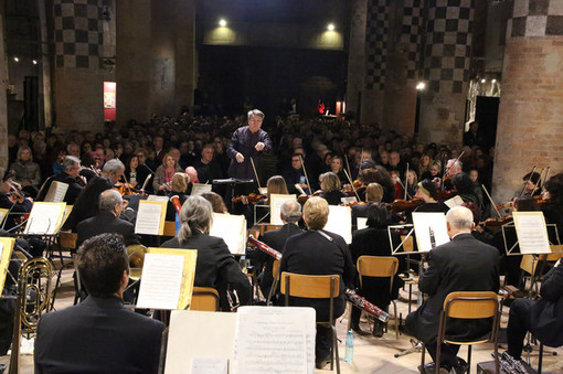 Immagine di archivio del concerto di Capodanno nella Chiesa di San Domenico ad Alba