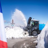 In Francia riapre il Col de la Bonette: rimossi cumuli di neve alti anche 10 metri