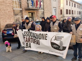 Nelle foto alcuni momenti della manifestazione promossa dall'Enoteca Regionale del Roero