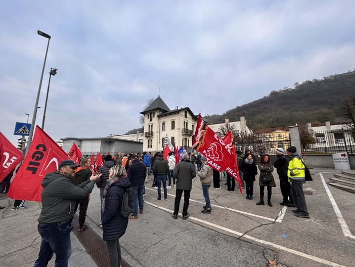 Proseguono gli incontri tra azienda e vertici sindacali