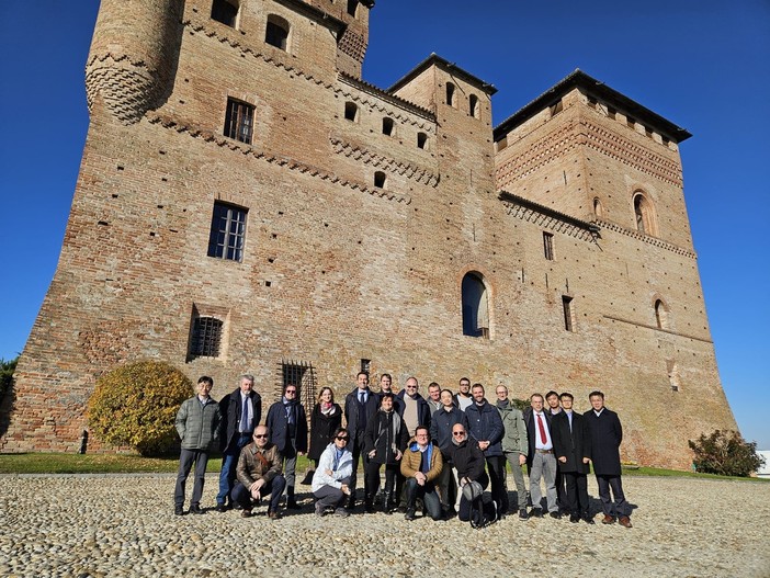 Delegazione di scienziati cinesi e italiani alla scoperta del territorio albese e delle sue eccellenze enogastronomiche