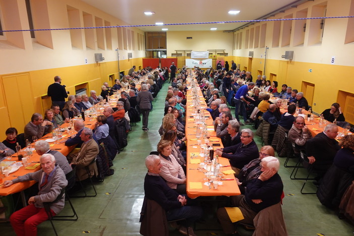 L’edizione 2022 della cena benefica, organizzata dall’associazione AbBRAcciAMO