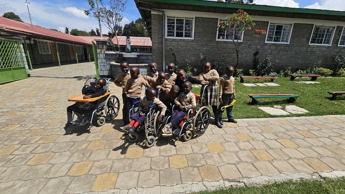 Farinél / Il mio viaggio nel centro per bambini disabili di Ol’Kalou, dove i sorrisi prendono spazio alla sofferenza