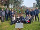 Foto di gruppo davanti all’Albero della luce, presso il Santuario della Madonna dei Fiori di Bra