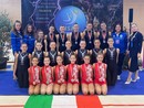 Le ginnaste con la direttrice tecnica nazionale Yana Romanova e le istruttrici Laura Revello, Silvia Bruno e Margherita Dotta