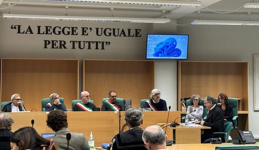 L'intervento di Mario Roggero, pochi minuti fa durante l'udienza in corso al palazzo di giustizia astigiano