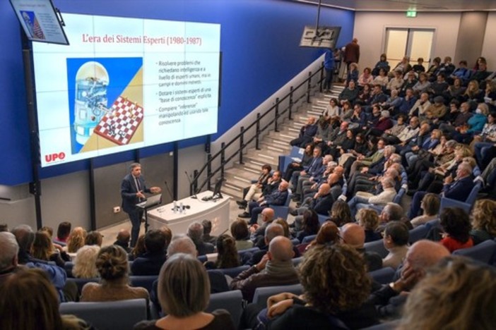 Lezione magistrale del professor Luigi Portinale, all'interno delle conferenze organizzate dalla Fondazione Ospedale Alba-Bra