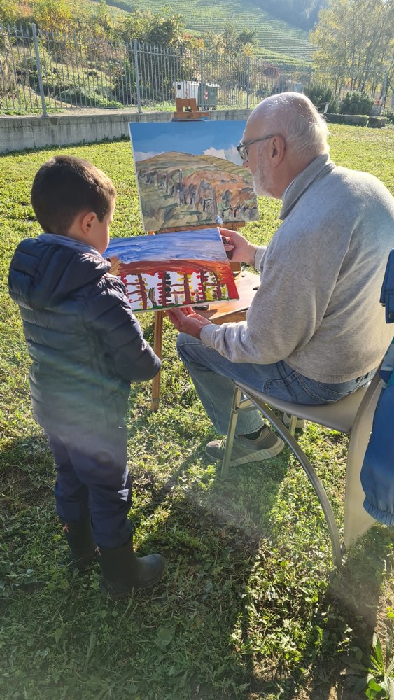 I bambini della scuola dell'infanzia di Valle Talloria hanno incontrato il pittore Libero Nada