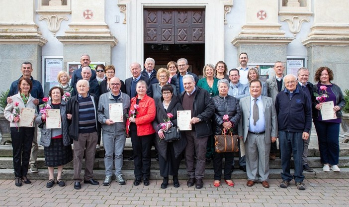 Celebrazione degli anniversari di matrimonio nella chiesa parrocchiale di Manta