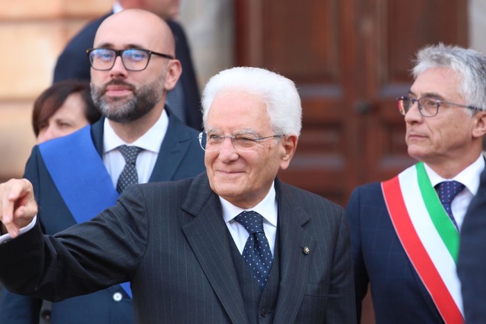 Il Presidente della Repubblica Sergio Mattarella durante la sua visita ufficiale ad Alba, nell'ottobre scorso