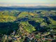 Le splendide colline che circondano il piccolo comune langarolo
