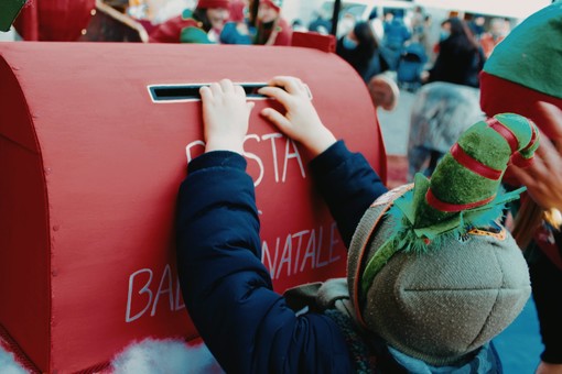 A Racconigi la festa con Babbo Natale e gli Elfi