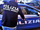 Evaso dal carcere di Alba, era tornato a casa: la Polizia lo trova nascosto nel cassettone del letto