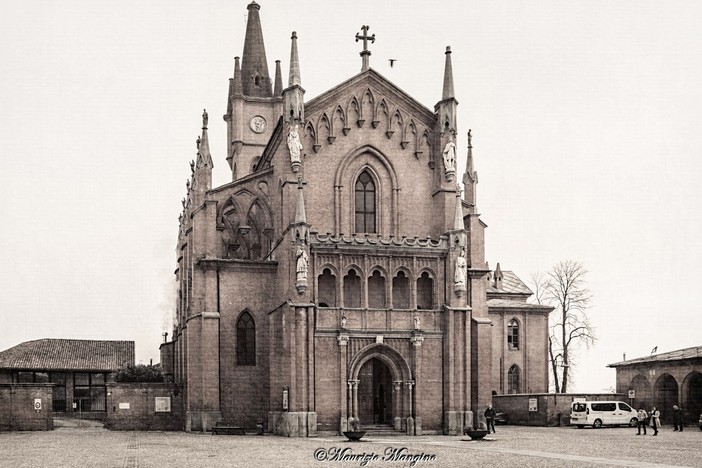 La chiesa parrocchiale di San Vittore, a Pollenzo (foto di Maurizio Mangino)