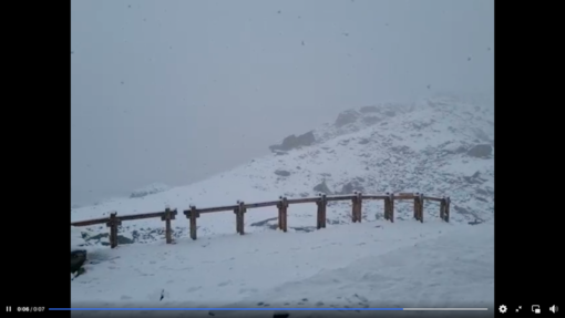 &quot;Let it snow&quot;: nevica al rifugio Quintino Sella, ai piedi del Re di Pietra [VIDEO]