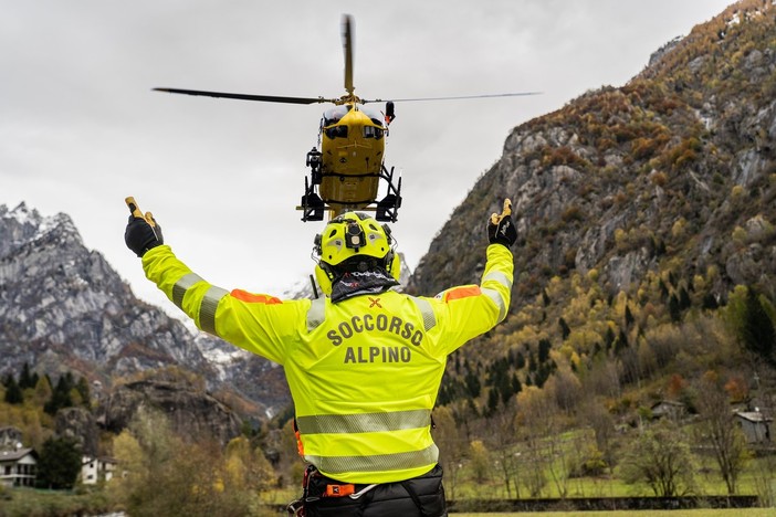 Da settant'anni con noi: buone feste dal Soccorso Alpino e Speleologico Piemontese [VIDEO]