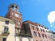 La Torre Civica del XII secolo che domina la scenografica Piazza Santa Rosa (Ph. A. Lanfranco)