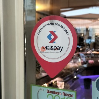 Satispay, le nuove commissioni scontentano gli esercenti cuneesi: “Mai informati. Per molti uno svantaggio”