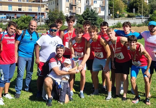 (squadra allievi - foto pagina fb atletica mondovi)