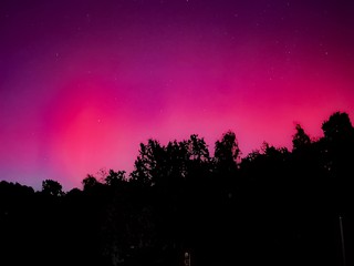 L'aurora boreale a Vicoforte - Foto Fabrizio Molineri