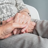 L'ospedale S. Croce di Cuneo organizza un corso formazione per familiari e badanti