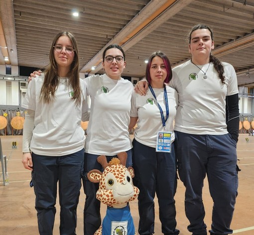 Da sinistra: Lucia Manfredi, Elisabetta Messina, Emma Astrid Dutto e Christian Messina