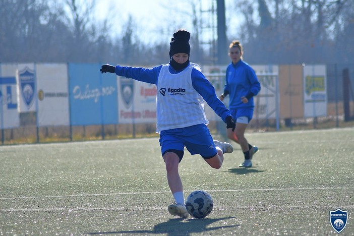 Calcio, serie B femminile: torna in campo la Freedom FC Women