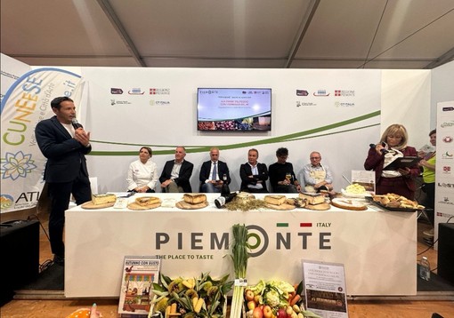 Goloserie d'alpeggio con i formaggi del re. A Terra Madre la presentazione di Atl del Cuneese [VIDEO]