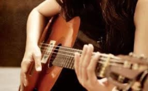 Tra le proposte anche tanti corsi di chitarra