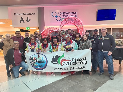 Alba: donazione del Moto Club CCMotorday a favore dell'associazione Arcobaleno V.I.P.